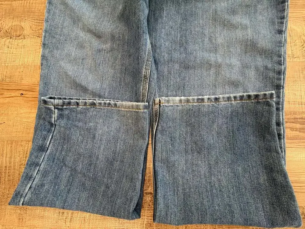 Carhartt B24 Relaxed Fit Straight Leg Denim Jeans